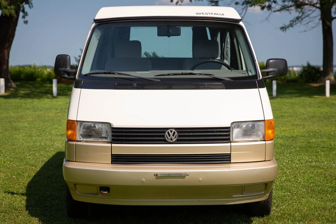 1993 Volkswagen EuroVan - Image 2 of 31
