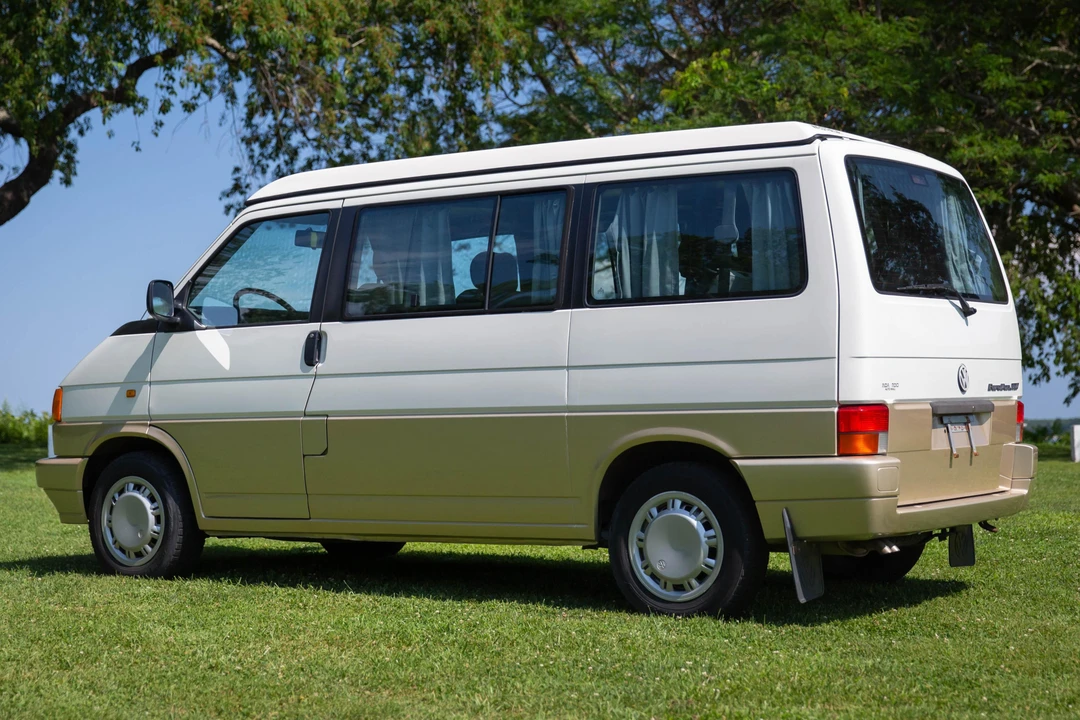 1993 Volkswagen EuroVan - Image 4 of 31