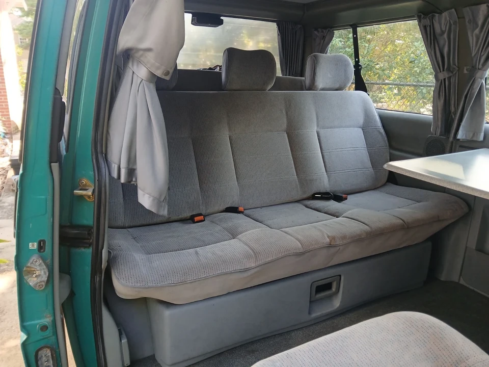 1993 Volkswagen EuroVan - Image 8 of 21