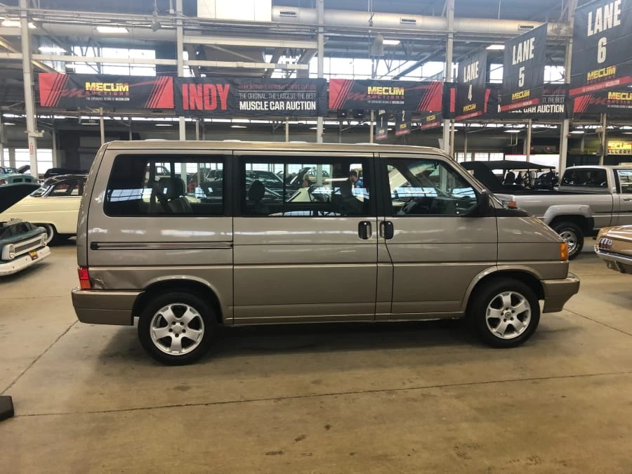 1993 Volkswagen EuroVan - Image 2 of 8