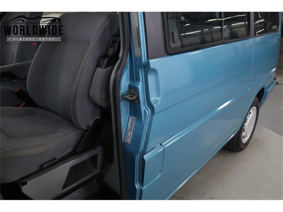 1993 Volkswagen Type 2 - Image 25 of 31