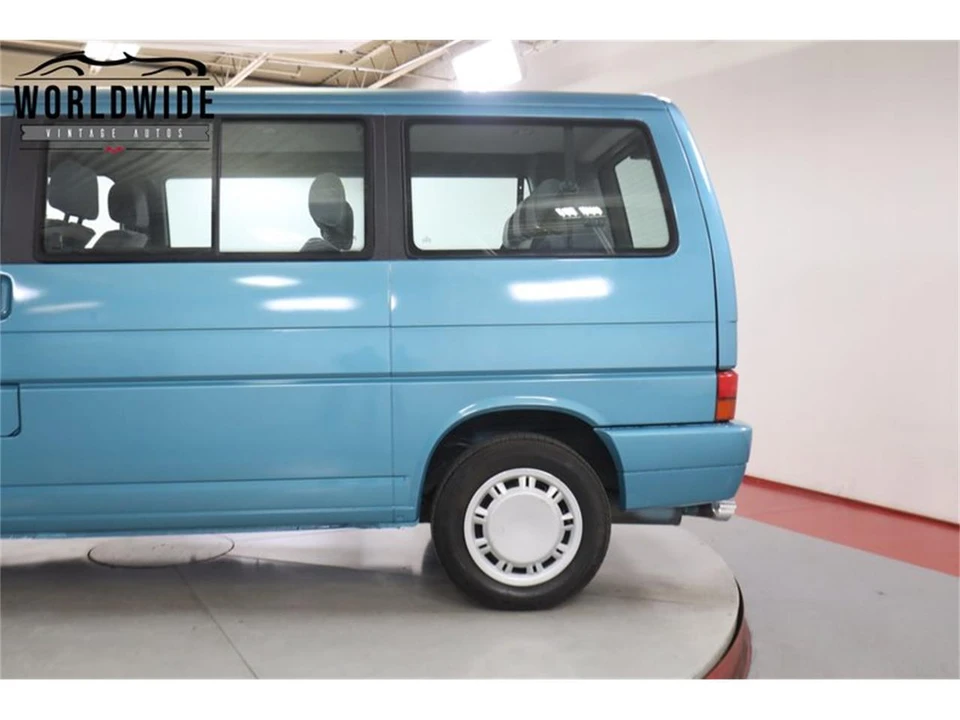 1993 Volkswagen Type 2 - Image 9 of 31