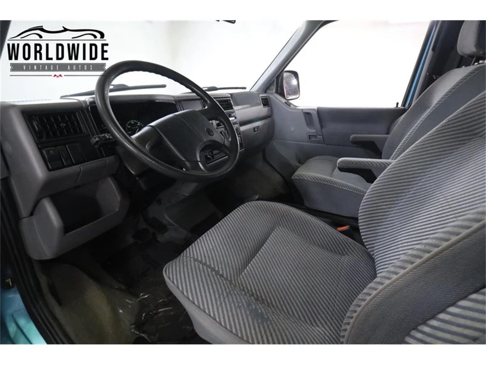 1993 Volkswagen Type 2 - Image 28 of 31