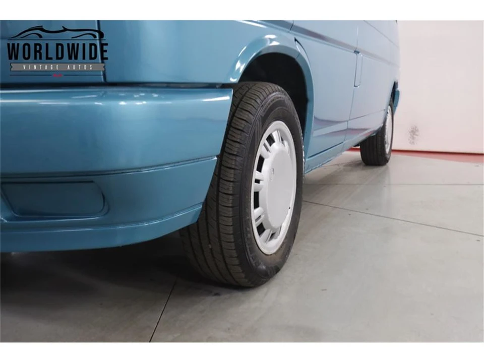 1993 Volkswagen Type 2 - Image 10 of 31