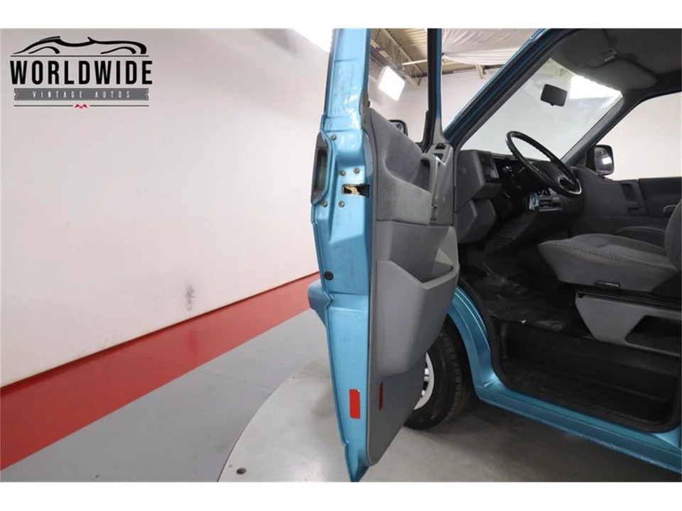 1993 Volkswagen Type 2 - Image 24 of 31