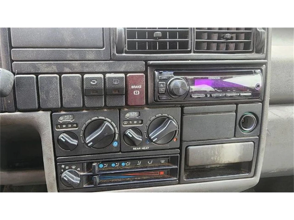 1993 Volkswagen Type 2 - Image 17 of 24