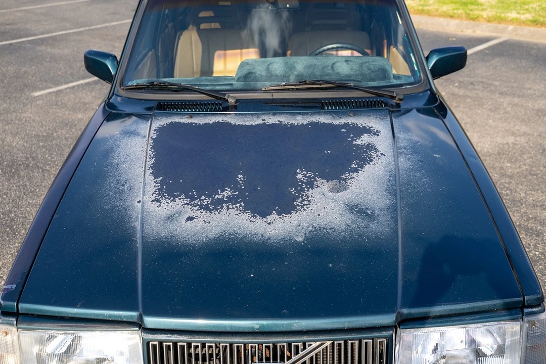 1993 Volvo 245 - Image 13 of 21