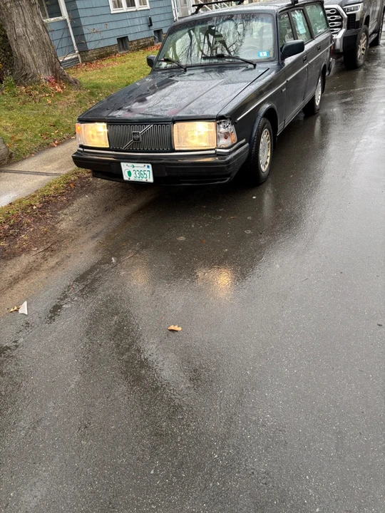 1993 Volvo 200 Series - Image 13 of 14