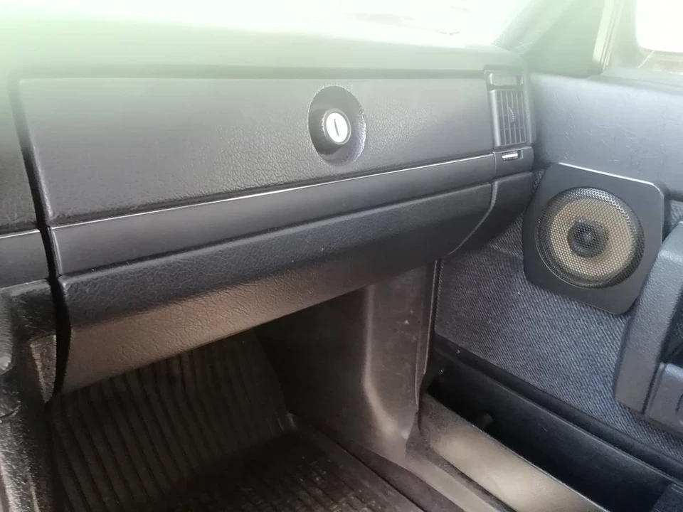 1993 Volvo 244 - Image 12 of 18