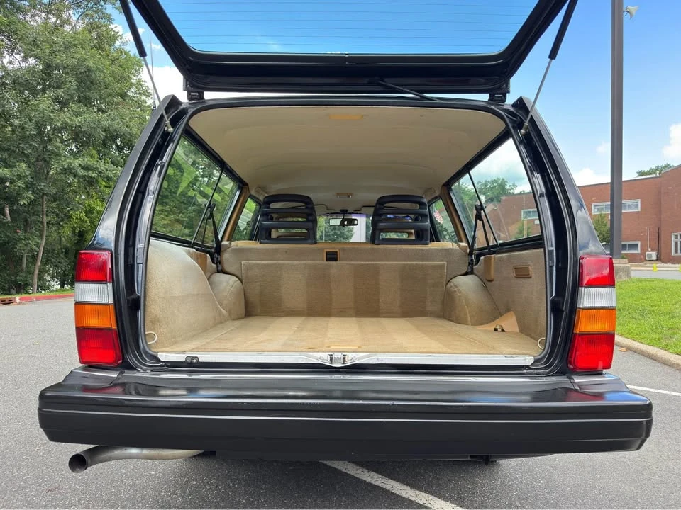 1993 Volvo 244 - Image 6 of 20
