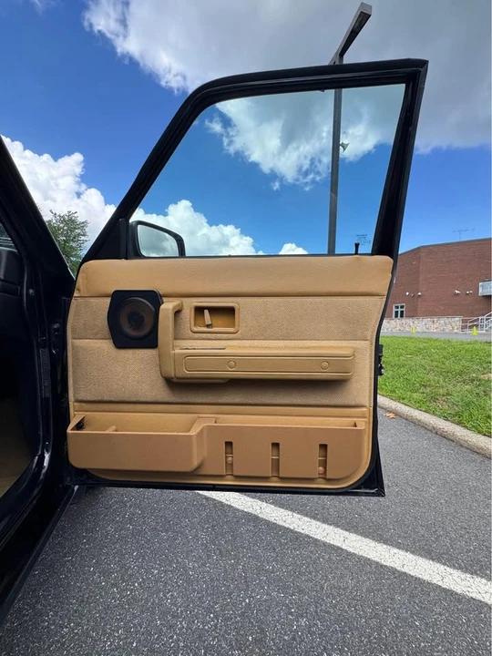 1993 Volvo 244 - Image 13 of 20