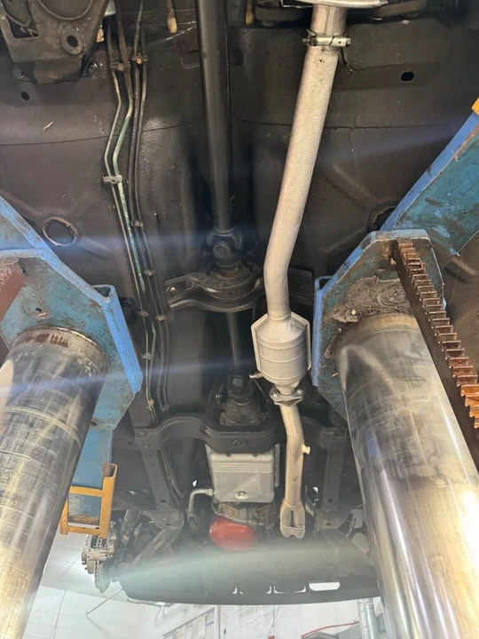 1993 Volvo 244 - Image 18 of 20
