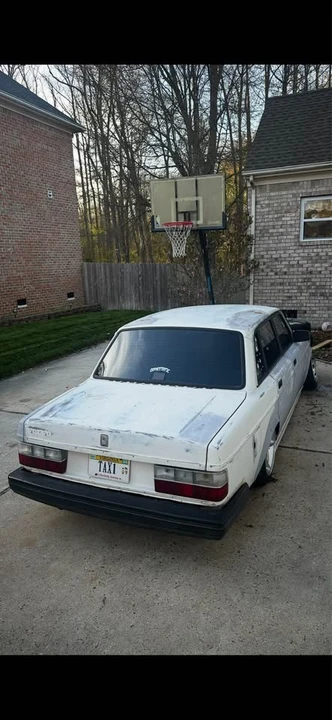 1993 Volvo 244 - Image 6 of 7