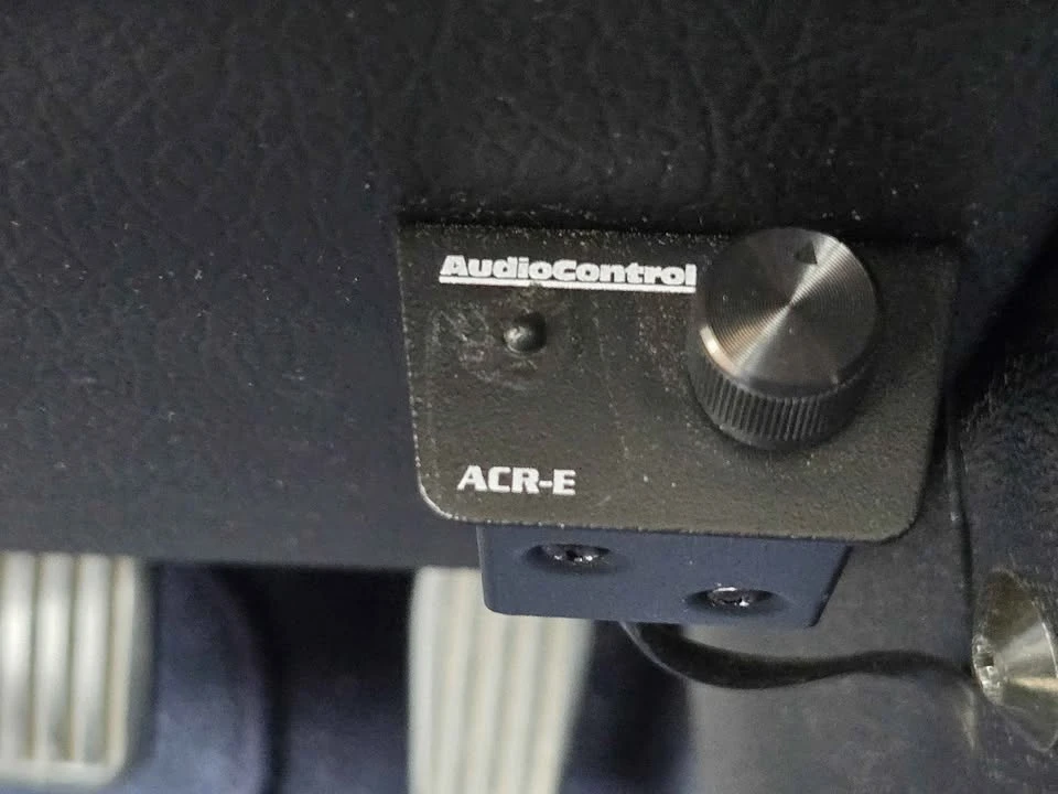 1993 Volvo 244 - Image 9 of 20