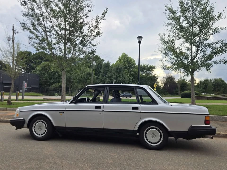 1993 Volvo 244 - Image 20 of 20