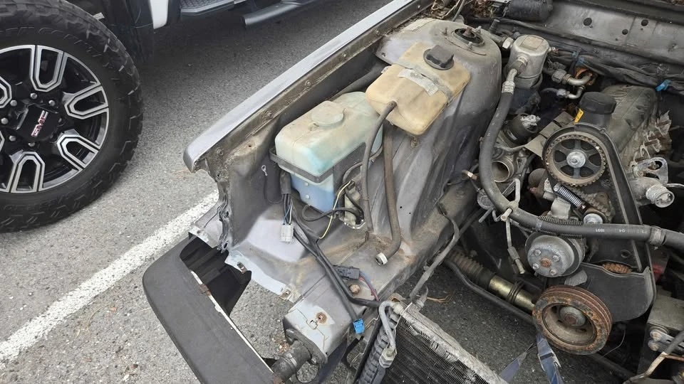 1993 Volvo 244 - Image 7 of 16