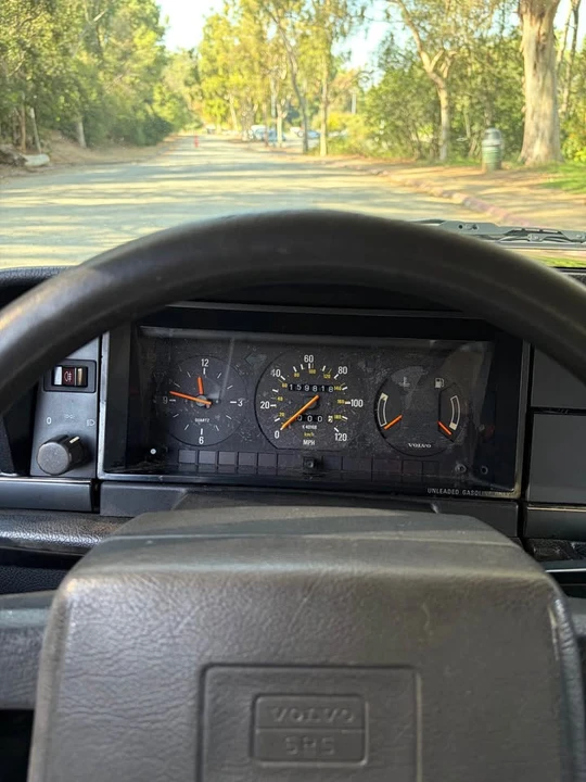 1993 Volvo 244 - Image 6 of 8