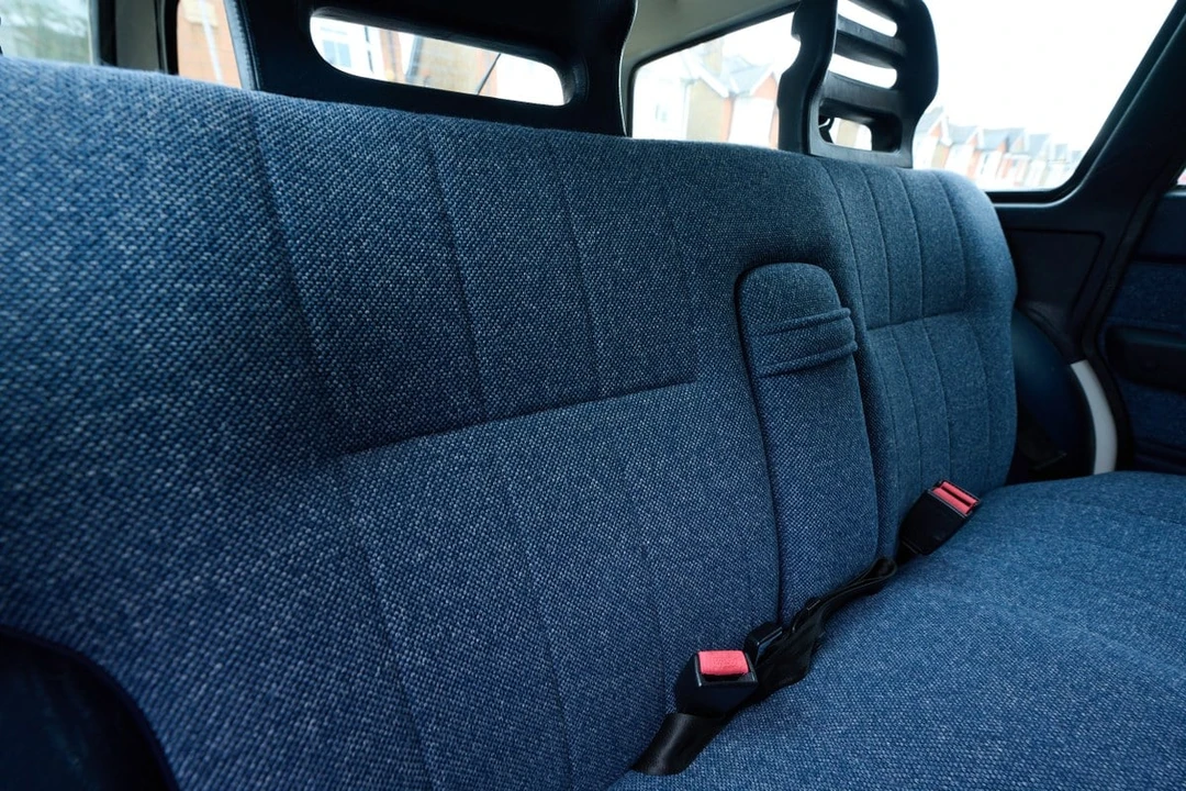 1993 Volvo 200 Series - Image 19 of 30