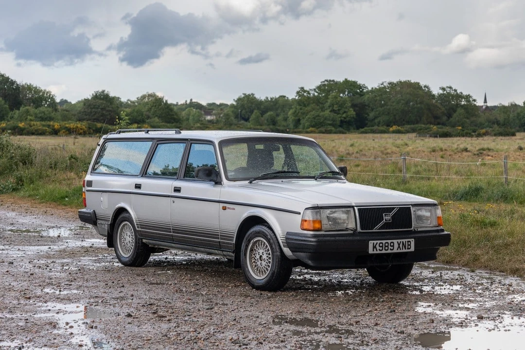1993 Volvo 200 Series - Image 30 of 30