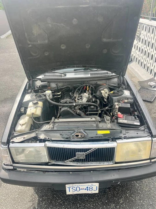 1993 Volvo 245 - Image 3 of 13