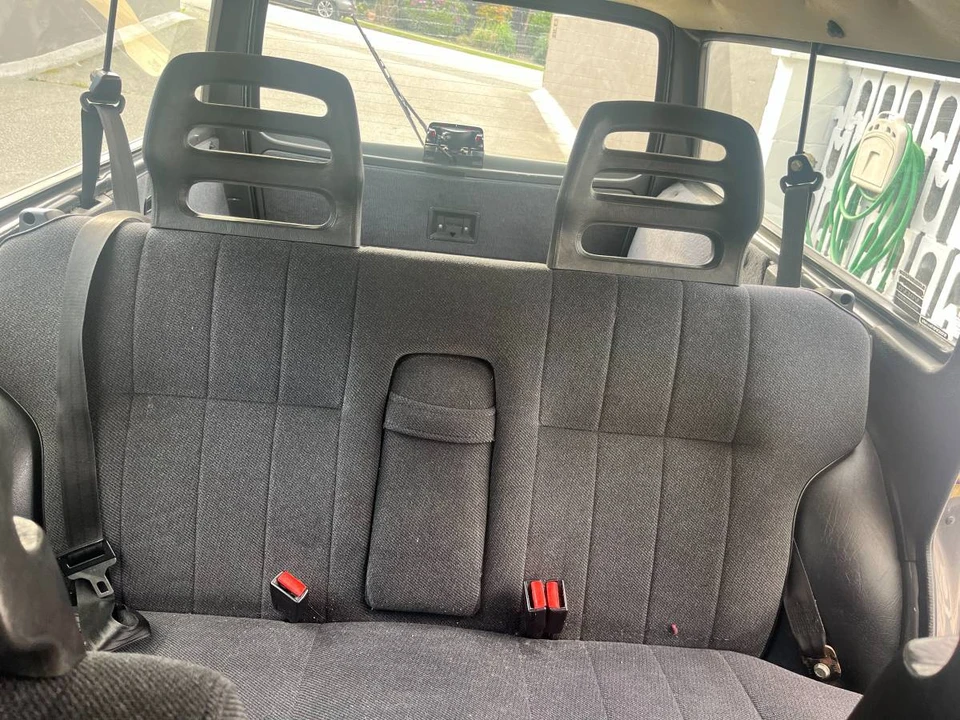 1993 Volvo 245 - Image 11 of 13