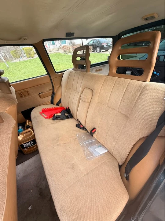 1993 Volvo 245 - Image 13 of 15