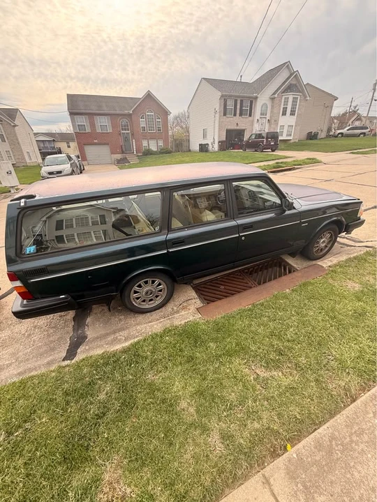 1993 Volvo 245 - Image 10 of 15