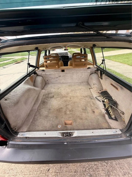 1993 Volvo 245 - Image 12 of 15