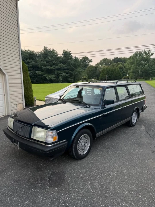 1993 Volvo 245 - Image 3 of 19