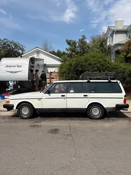 1993 Volvo 240 Wagon 4D