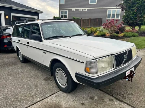 1993 Volvo 240 Wagon 4D