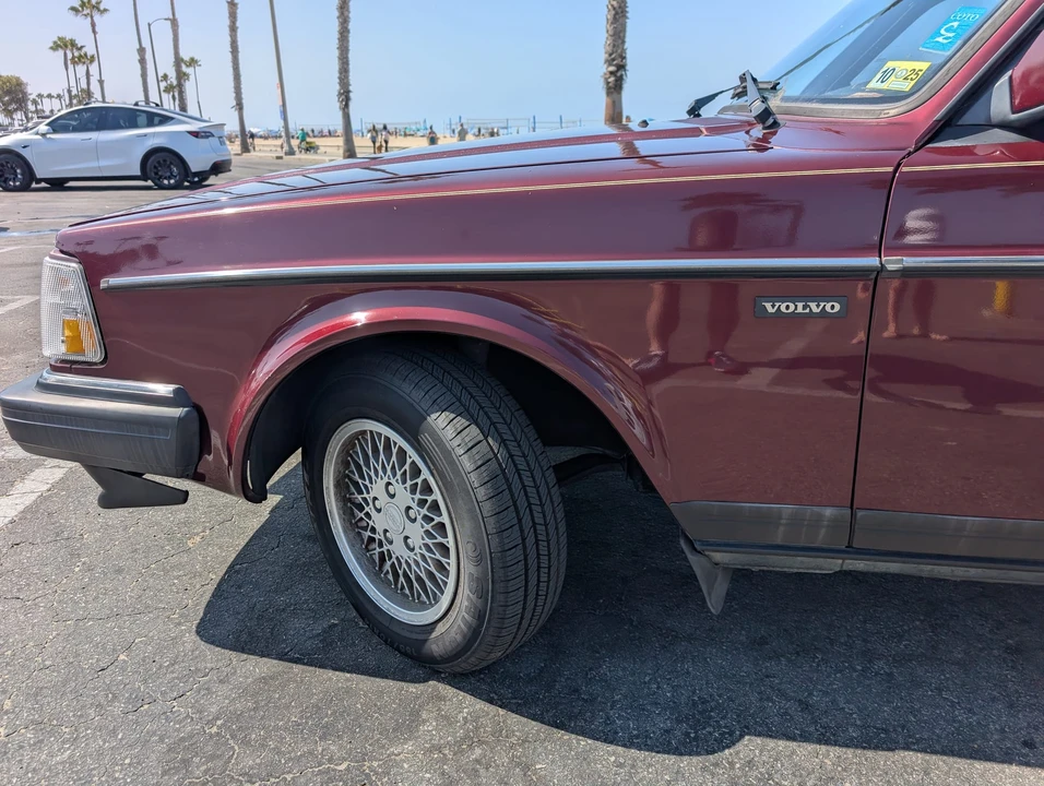 1993 Volvo 245 - Image 20 of 31