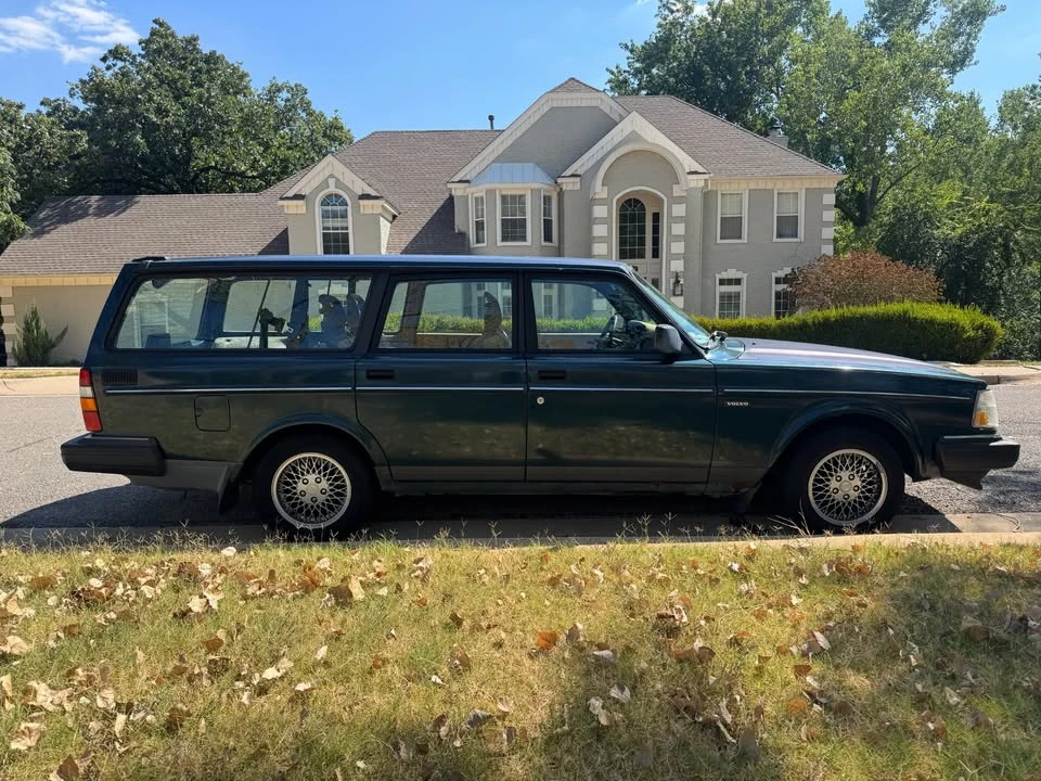 1993 Volvo 245 - Image 6 of 19
