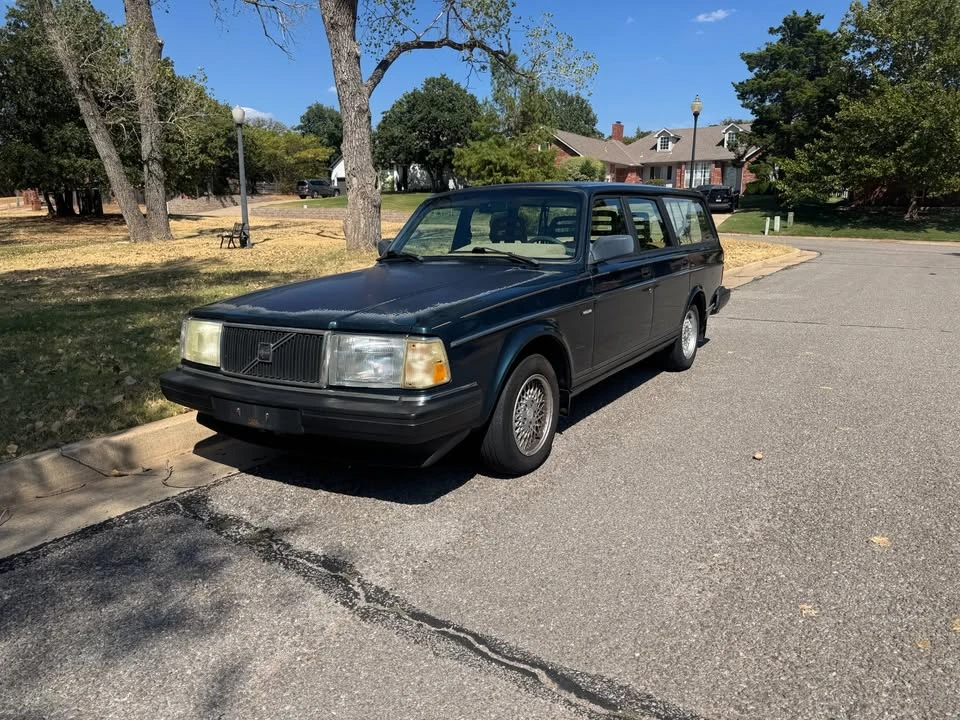 1993 Volvo 245 - Image 2 of 19
