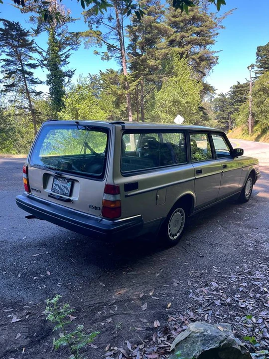 1993 Volvo 245 - Image 5 of 23