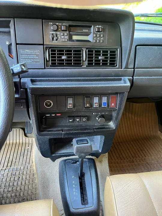 1993 Volvo 245 - Image 16 of 23