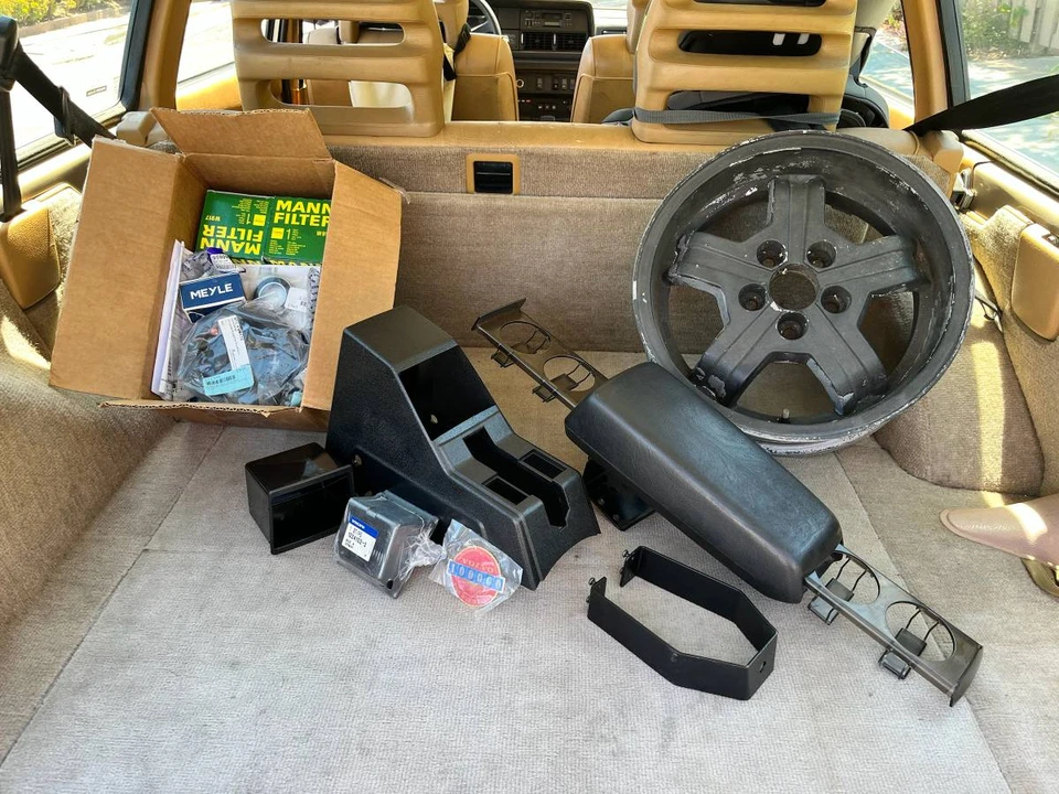 1993 Volvo 245 - Image 22 of 23