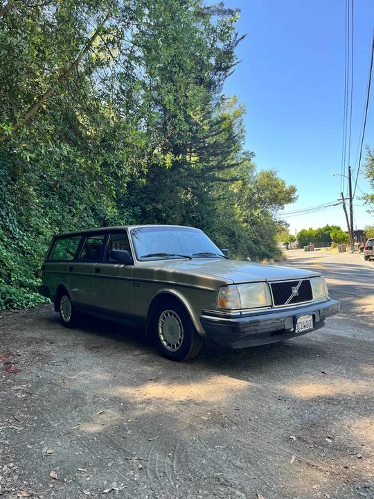 1993 Volvo 245 - Image 6 of 23