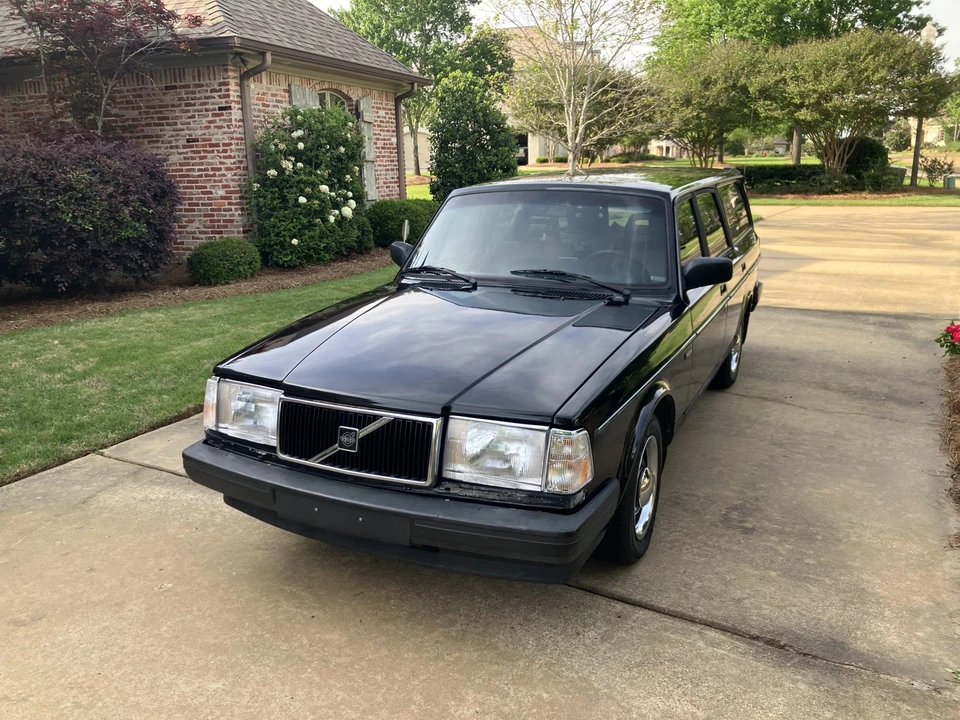 1993 Volvo 245 - Image 3 of 21