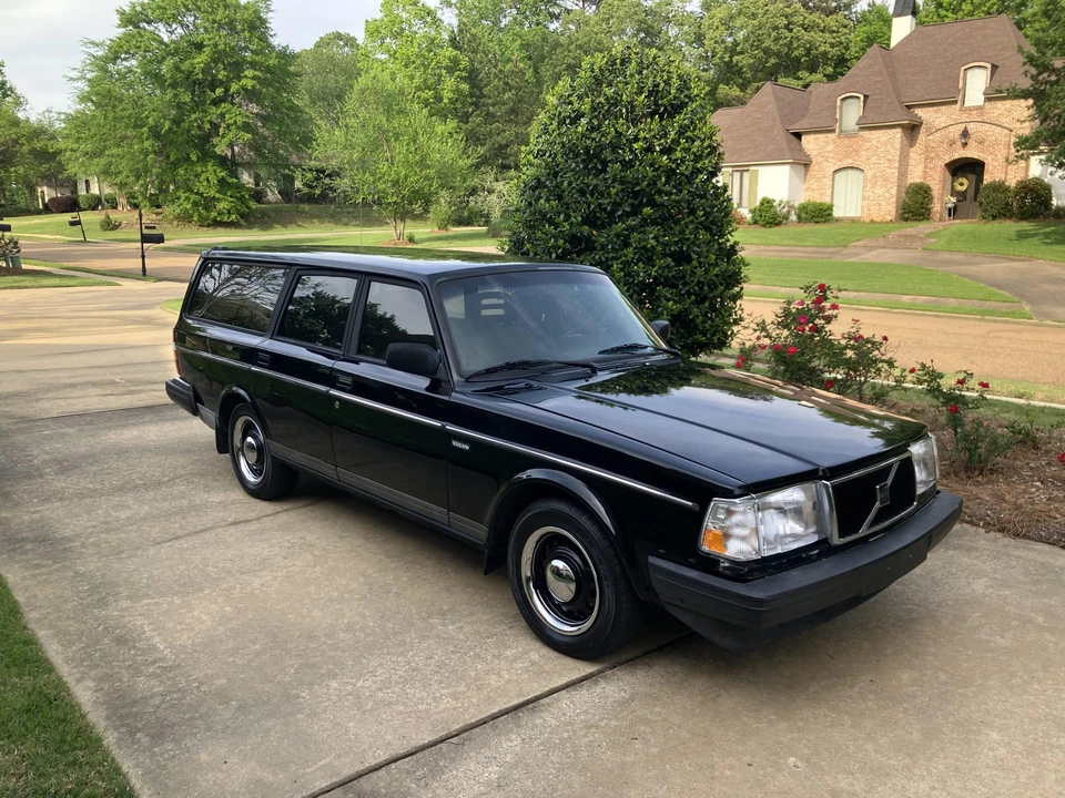 1993 Volvo 245 - Image 5 of 21