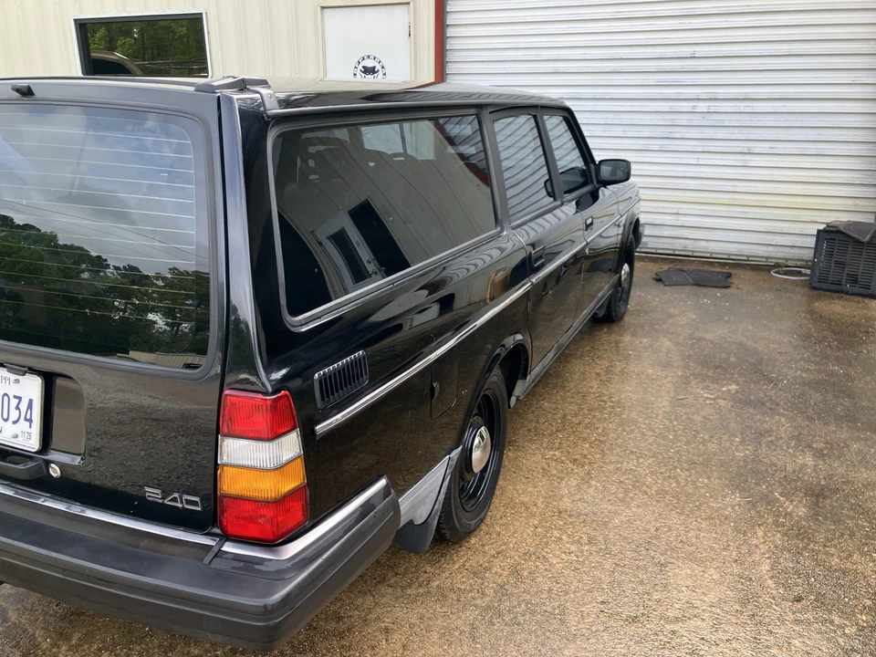 1993 Volvo 245 - Image 18 of 21