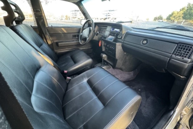 1993 Volvo 245 - Image 4 of 7
