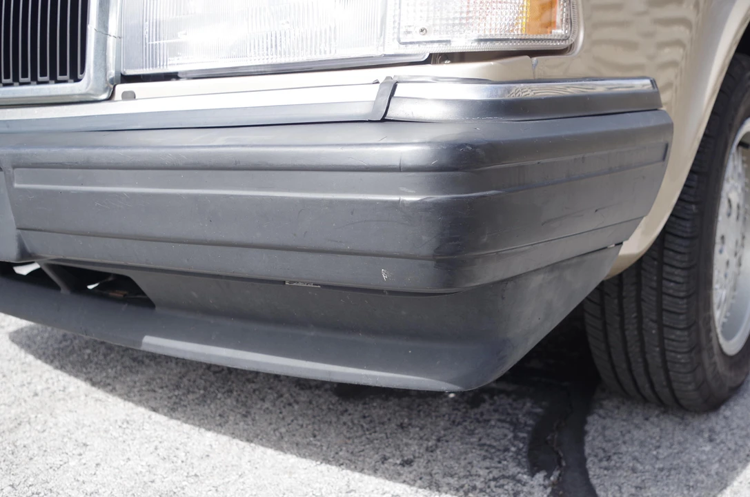 1993 Volvo 245 - Image 14 of 21