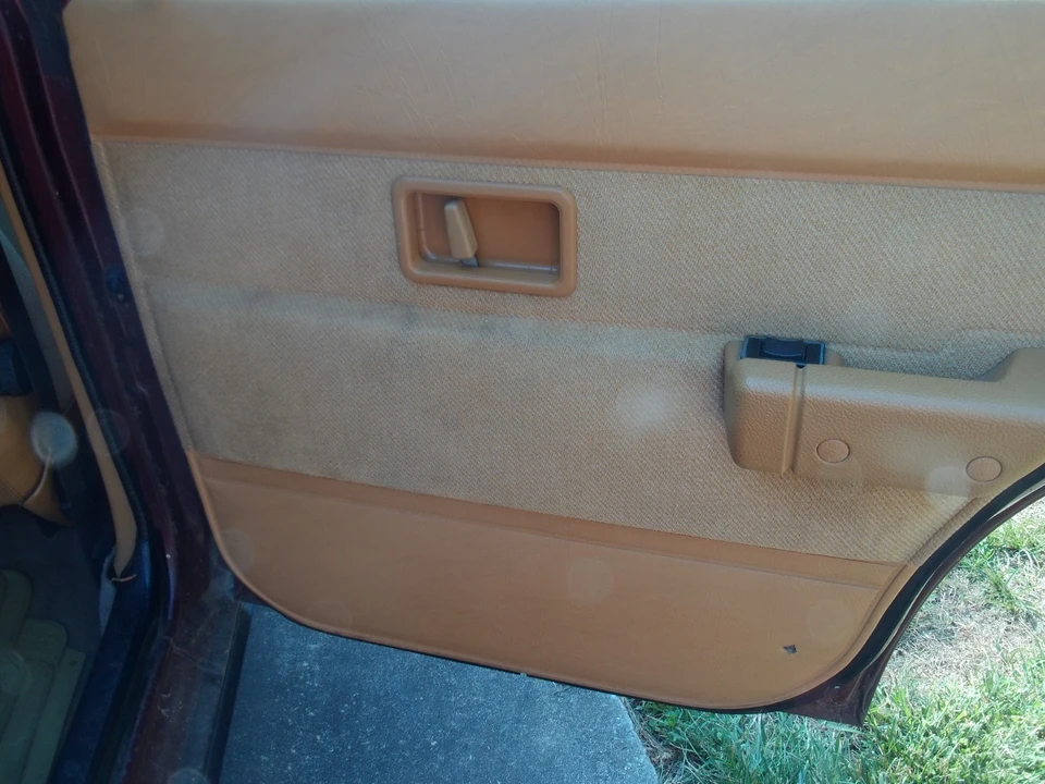 1993 Volvo 244 - Image 20 of 31