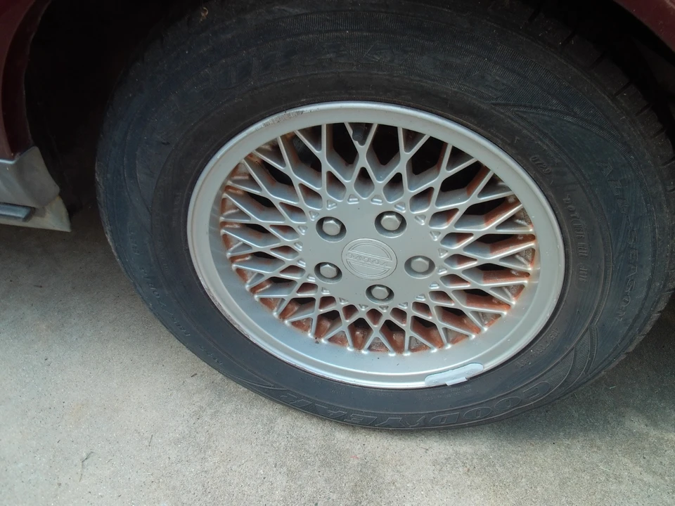 1993 Volvo 244 - Image 10 of 31