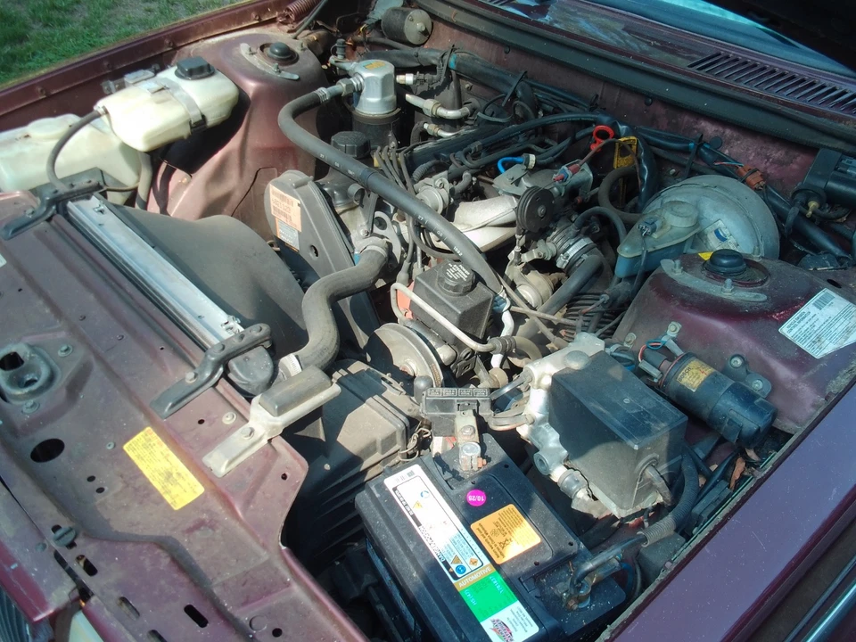 1993 Volvo 244 - Image 26 of 31