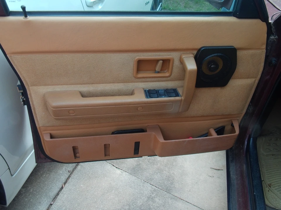 1993 Volvo 244 - Image 18 of 31