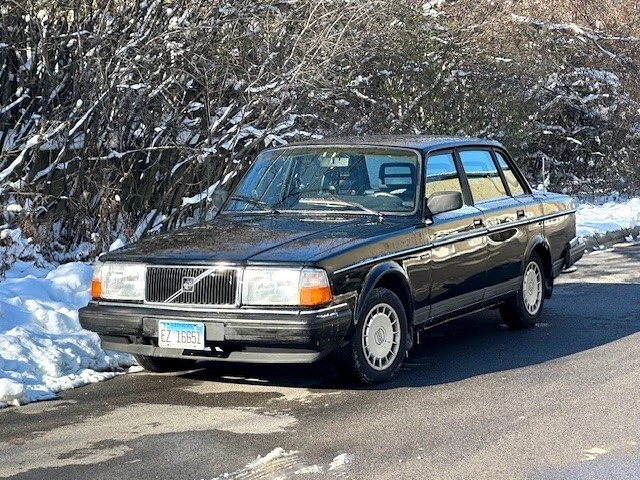 1993 Volvo 200 Series - Image 14 of 21