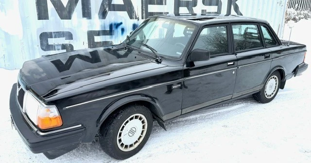 1993 Volvo 200 Series - Image 6 of 21