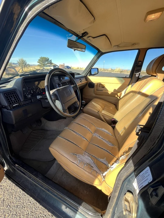 1993 Volvo 200 Series - Image 7 of 11